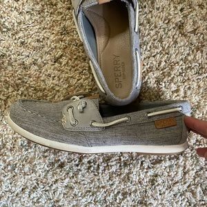 Women’s sperrys